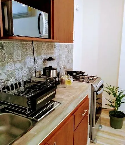 Apartment Cozy And Spacious By 10